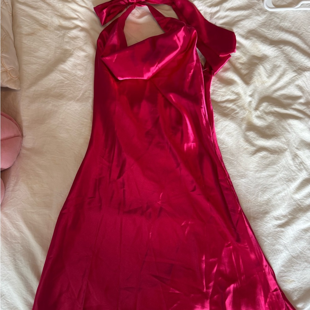 Elegant Red Halter Satin Midi Dress